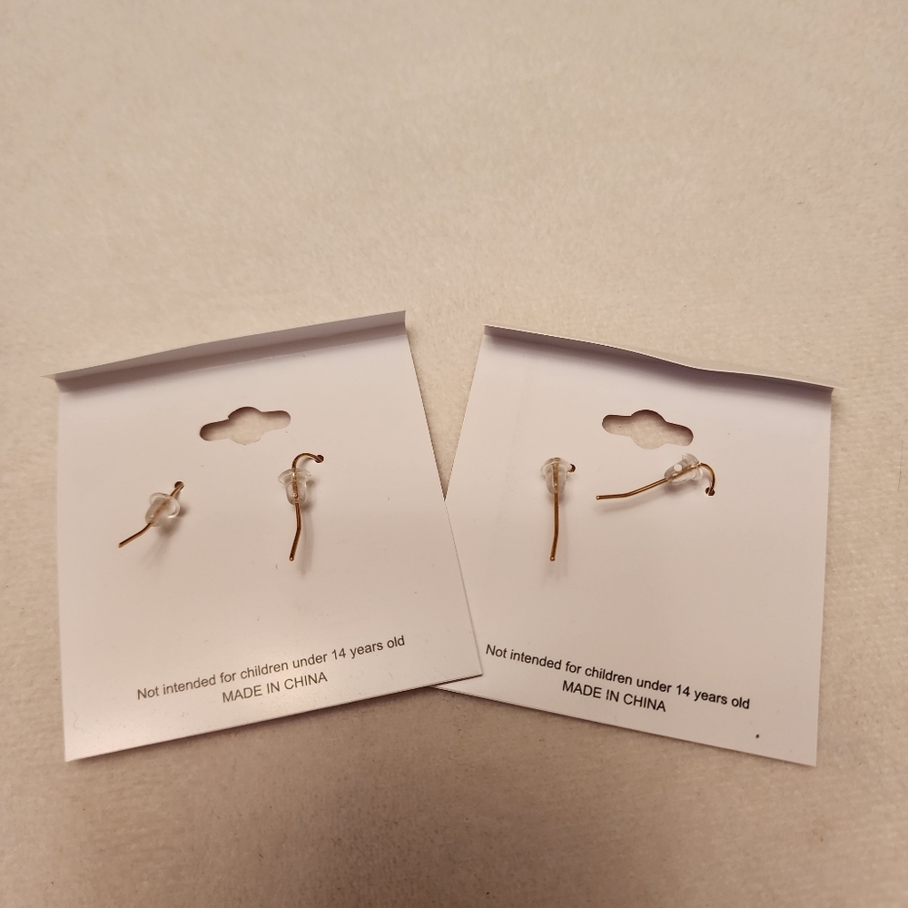 2 Sets of Heart Rhinestone Lock & Key Earrings - Picture 4 of 6